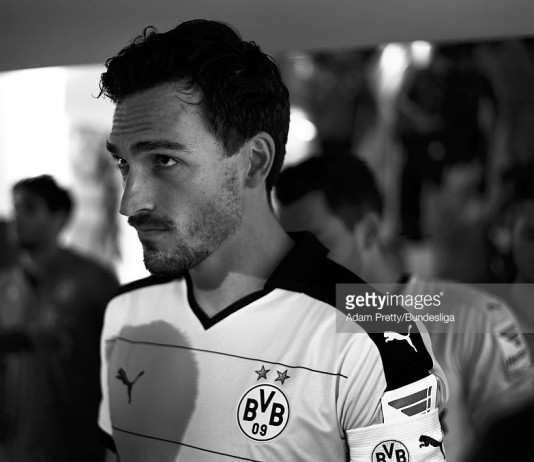 Mats Hummels painiskelee sopimustilanteensa kanssa – menettänyt yöunia