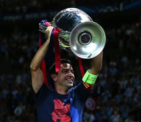 xavi barcelona espanja puoliaika