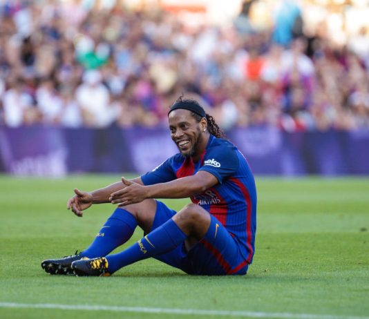 Ronaldinho – hymyilevän mestarin kauneimmat maalit Ronaldinho puoliaika