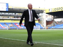Manageri Sean Dyche teki pitkän jatkosopimuksen Burnleyn kanssa Manageri Sean Dyche Puoliaika