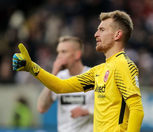 Lukas Hradeckylle 100 ottelua täyteen Eintracht Frankfurtissa Eintracht Frankfurt lukas hradecky puoliaika