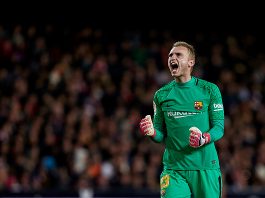 Video: Barca-maalivahti Cillessen esitti häikäisevän reaktiotorjunnan Copa del Reyssä Cillessen Puoliaika