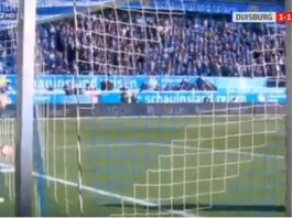 duisburgin mark flekken maalivahti puoliaika