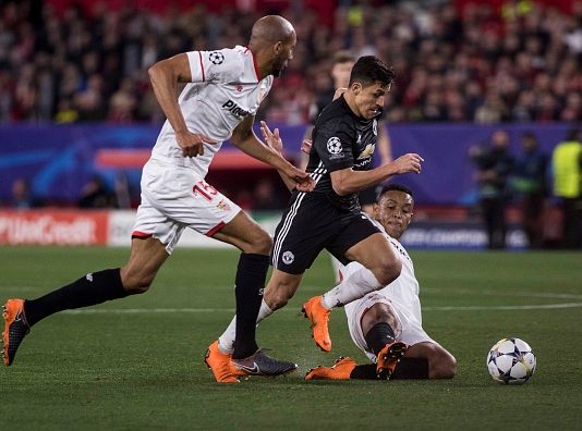 ManU kohtaa Sevillan Mestarien liigassa ManU Puoliaika