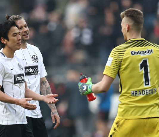 lukas hradecky frankfurt puoliaika