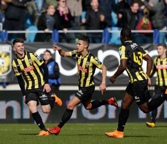 Vitesse v Ajax - navarone foor ajaxin puoliaika