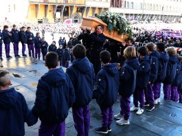 Davide Astori Funeral puoliaika
