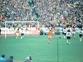 1974 totaalinen jalkapallo puoliaika