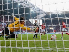 rankkarin 1. FSV Mainz 05 v SC Freiburg puoliajalla rankkari videotarkastuksen jälkeen puoliaika