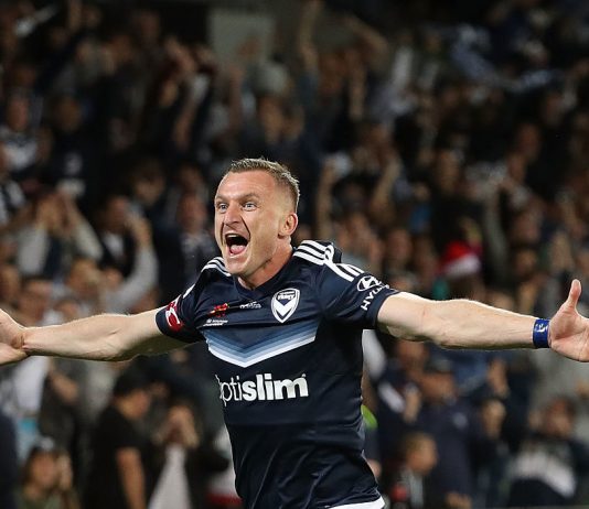 Video: Australian liigan pudotuspeleissä nähtiin tyylikäs voittomaali saksipotkulla A-League voittomaali saksipotkulla puoliaika