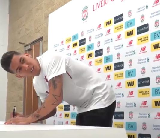 Video: Roberto Firmino teki jatkosopimuksen hauskalla no look -kirjoituksella no look roberto firmino puoliaika