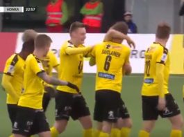 Video: KuPS:n Saku Savolainen pamautti komean yläpesämaalin Veikkausliigan avauskierroksella saku savolainen puoliaika