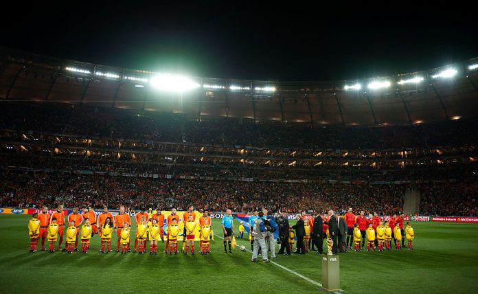 Soccer - 2010 FIFA World Cup South Africa Final - Netherlands v Spain