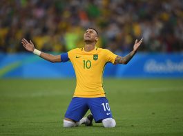 Brazil julkisti kivikovan joukkueensa mm-kisoihin puoliaika