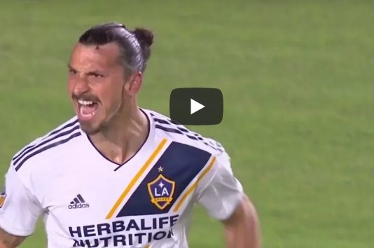Video: Zlatan palasi pelikieltonsa jälkeen ja teki kaksi nättiä maalia zlatan teki kaksi puoliaika