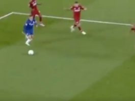 Video: Eden Hazard käytti Liverpool-pelaajia pujottelukeppeinä Liigacupissa
