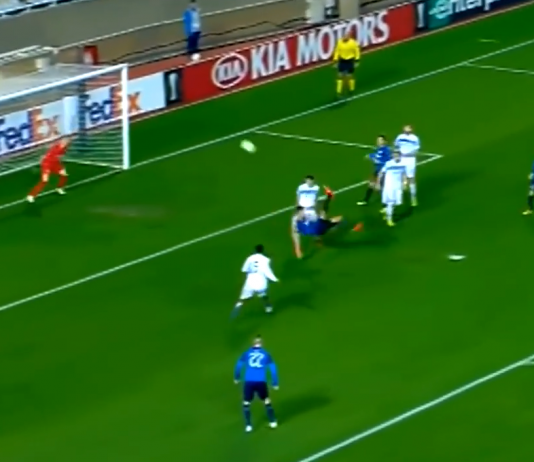 Video: Upea saksipotku Eurooppa liigassa – kuin Cristiano Ronaldo konsanaan!