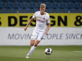 Hollantilaisfutari tekeytyi kipeäksi ja matkusi Englantiin katsomaan futista – käry kävi ja potkut tuli!