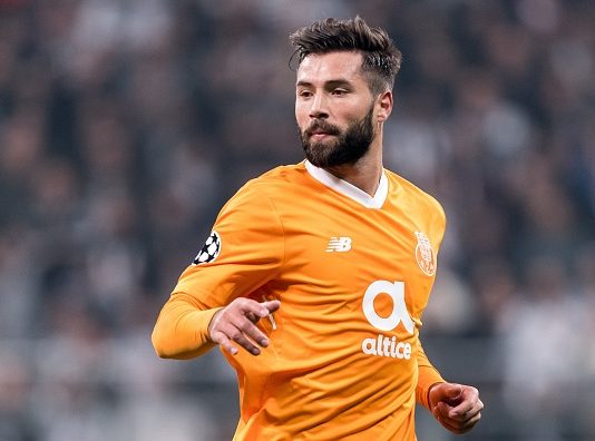 Useita menetyksiä kokenut Atletico vahvisti puolustustaan brassitopparilla