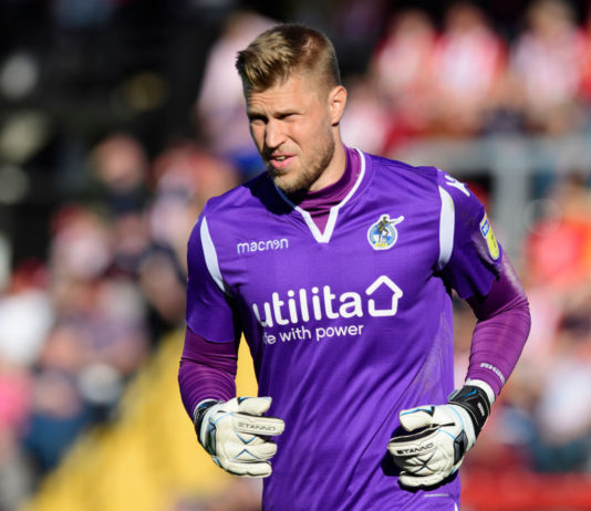 Anssi Jaakkola pelasti Bristolin – katso video fanien reaktiosta!