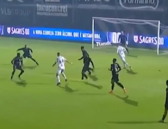 Video: Uros Racic teki häikäisevän osuman Portugalin liigassa