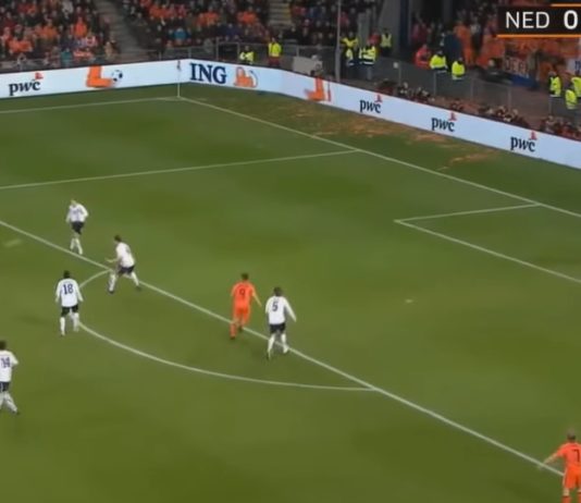 Video: Wesley Sneijder laukoo unelmavolleyn Itävallan verkkoon 2011