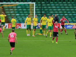 Video: Wayne Rooney jaksaa painaa – upea voittomaali Norwichin verkkoon