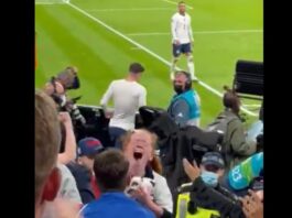 Video: Mason Mount vei pelipaitansa katsomoon – nuoren fanin reaktio ihastuttaa