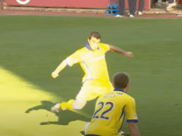 Klassikkovideo: Alexei Eremenko Jr. painaa kuvankauniin kaukolaukausmaalin Kilmarnockin paidassa