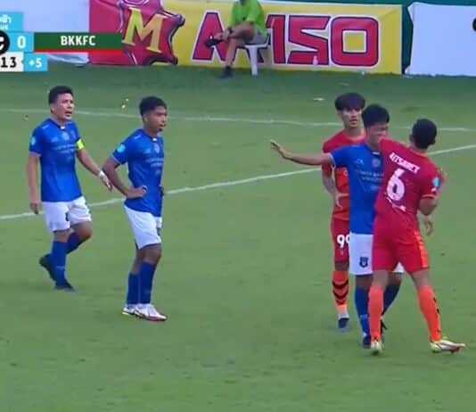 Video: Pelaaja vetää vastustajaa turpaan – ulosajo ja potkut Thaimaan divarissa