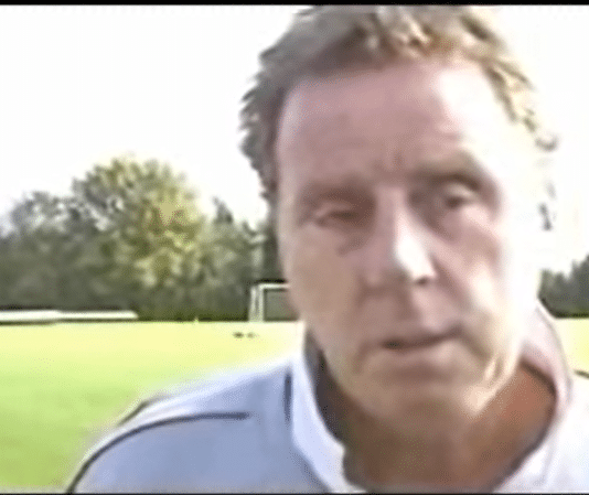 Klassikkovideo: Harry Redknapp saa pallosta kesken haastattelun – ”Ei ihme, että hän pelaa ***un reserveissä”