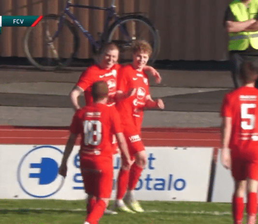 Video: FC Vaajakosken Matias Sydänmaa taiteili upean osuman Kakkosessa