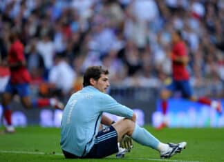 Klassikkovideo: Iker Casillas julkaisi koosteen omista virheistään tukeakseen Loris Kariusta