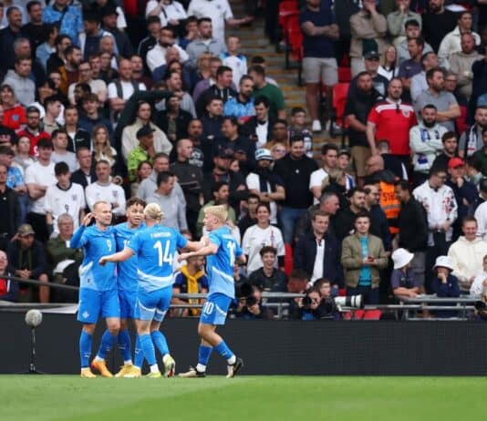 Video: Englannilta kehno esitys – Islanti haki komean vierasvoiton Wembleyltä