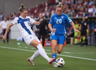 Suomen naisten jalkapallomaajoukkue Helmarit kärsi tiistai-iltana EM-karsinnoissa ruman tappion Italialle maalein 4–0.