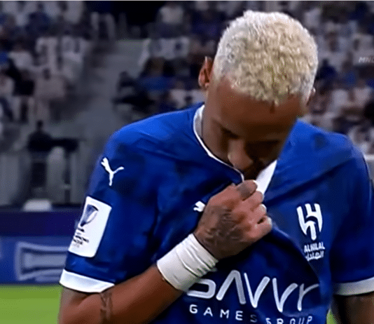 Video: Neymar ehti juuri palata kentille yli vuoden tauon jälkeen – loukkaantui nyt uudestaan