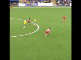 Video: Gnistanin Juhani Ojala teki maalin lähes puolesta kentästä