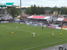 Video: Joakim Latonen hyödynsi KuPS-puolustuksen käsittämättömän töhöilyn – jäi laihaksi lohduksi