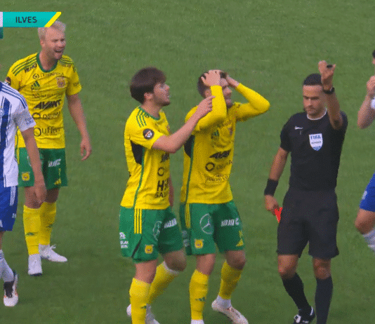 Video: Ihmeellinen vihellys – Ilveksen Joona Veteli sai kaikkien yllätykseksi punaisen kortin