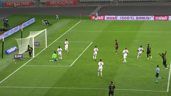 Video: David Fofana laukoi alle minuutin sisään kaksi maalia André Onanan taakse Turkin pääsarjassa