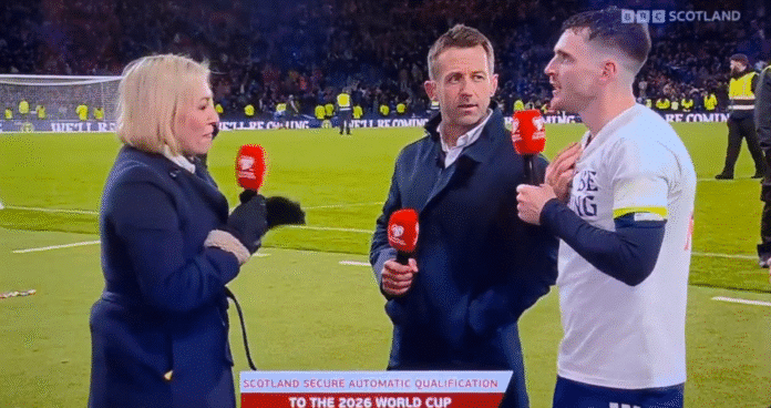 Video: Skotlannin Andy Robertsonilta koskettava puhe Diogo Jotasta MM-kisapaikan varmistuttua