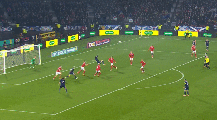Video: Scott McTominay laukoi upean saksarimaalin – Skotlanti nousi lisäajalla MM-kisoihin