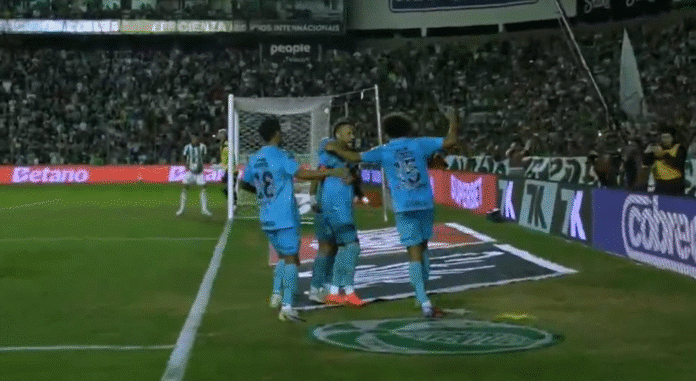 Video: Polvivaivainen Neymar painoi hattutempun 17 minuutissa Brasilian Serie A:ssa