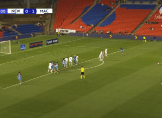 Video: Australian pääsarjassa nähtiin kuvankaunis vaparimaali tuulisella kelillä