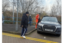 Huddersfield-maalivahti lähti heti loppuvihellyksen jälkeen kiireellä synnytysosastolle