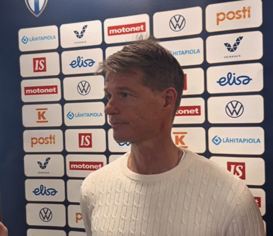 Palloliitto tiedotti jatkosopimuksesta – Mika Lehkosuo jatkaa Pikkuhuuhkajien peräsimessä