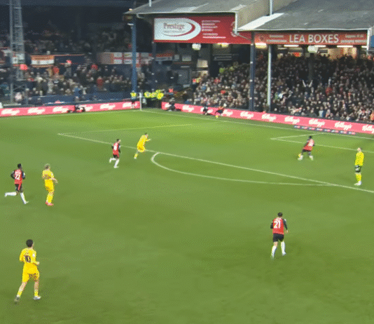 Video: Wycombe-puolustukselta myöhäinen joululahja – Lutonin Gideon Kodua teki helpon maalin