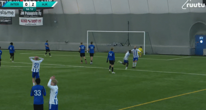 Video: HJK:n 19-vuotias nigerialainen testipelaaja pamautti komean maalin Liigacupissa