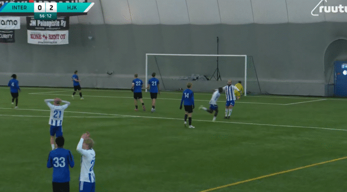 Video: HJK:n 19-vuotias nigerialainen testipelaaja pamautti komean maalin Liigacupissa