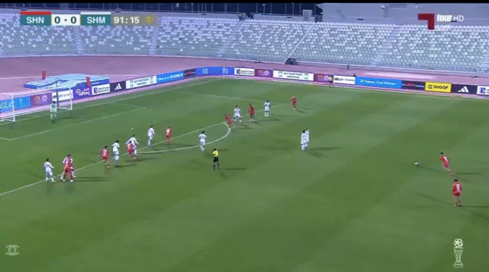 Video: Qatarin Cupissa uskomaton oma maali – maalivahdilta triplasähellys